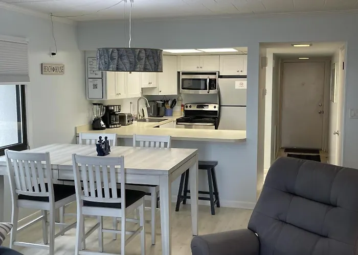 Ocean Hideaway 111 Apartment